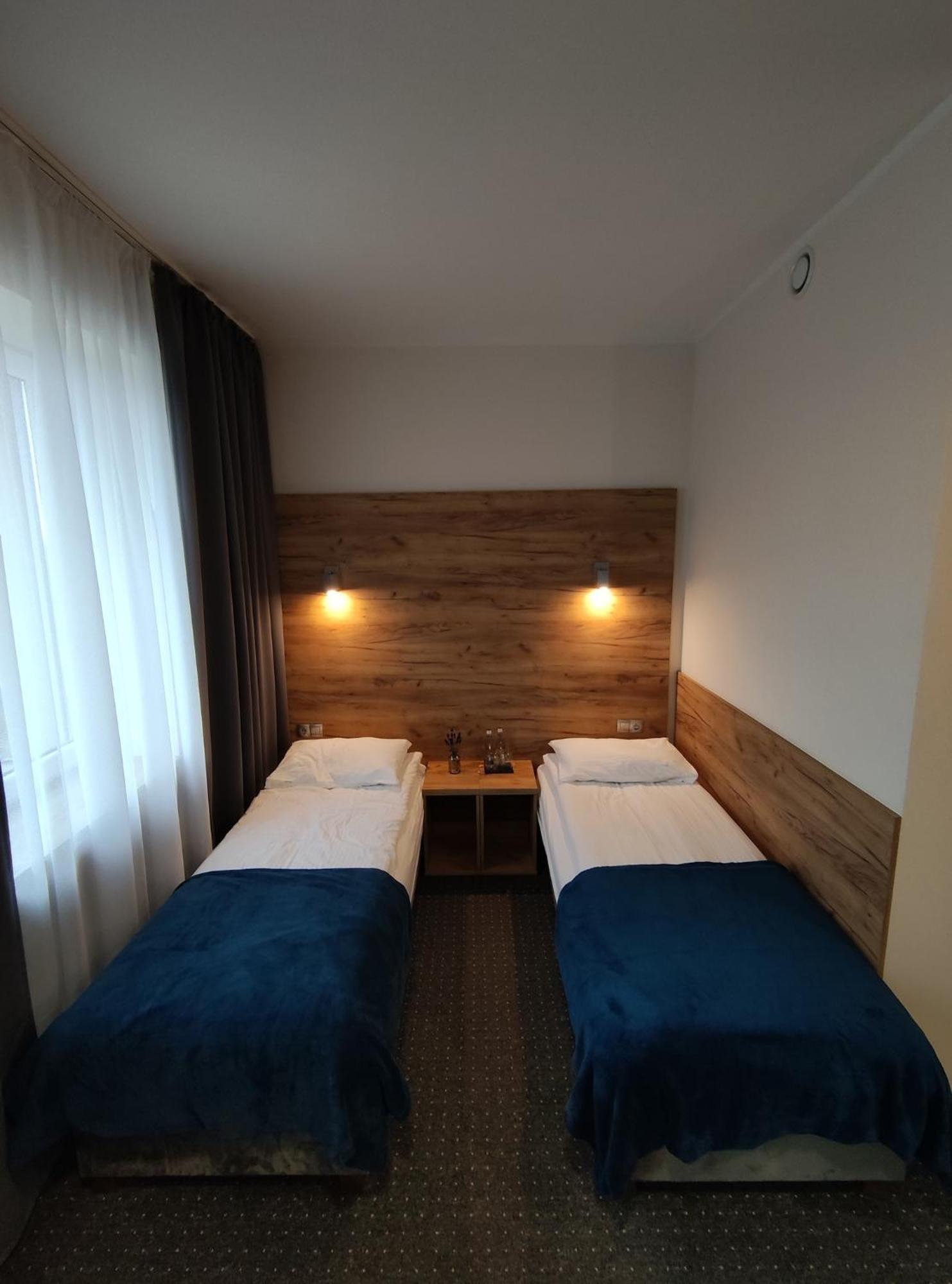 S7 Hotel Кельце Экстерьер фото