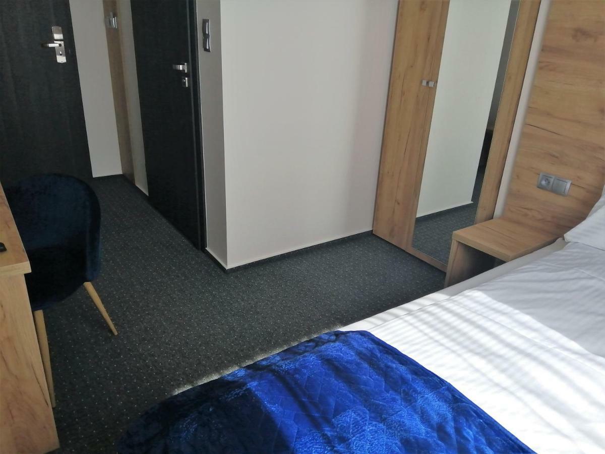 S7 Hotel Кельце Экстерьер фото